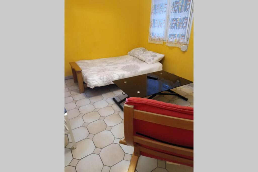 Chez Fabienne T3 Apartment Le Breuil-sur-Couze Ngoại thất bức ảnh