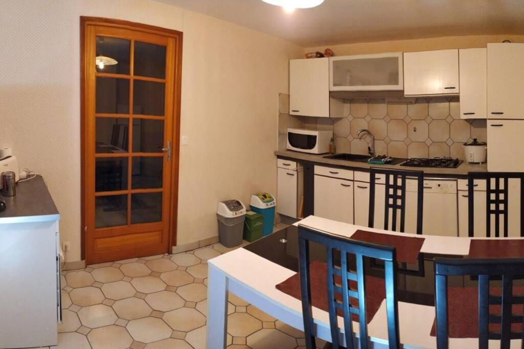 Chez Fabienne T3 Apartment Le Breuil-sur-Couze Ngoại thất bức ảnh