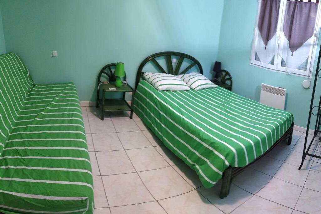 Chez Fabienne T3 Apartment Le Breuil-sur-Couze Ngoại thất bức ảnh