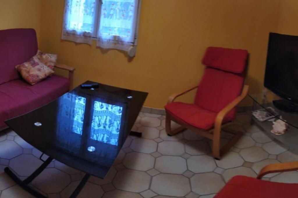 Chez Fabienne T3 Apartment Le Breuil-sur-Couze Ngoại thất bức ảnh